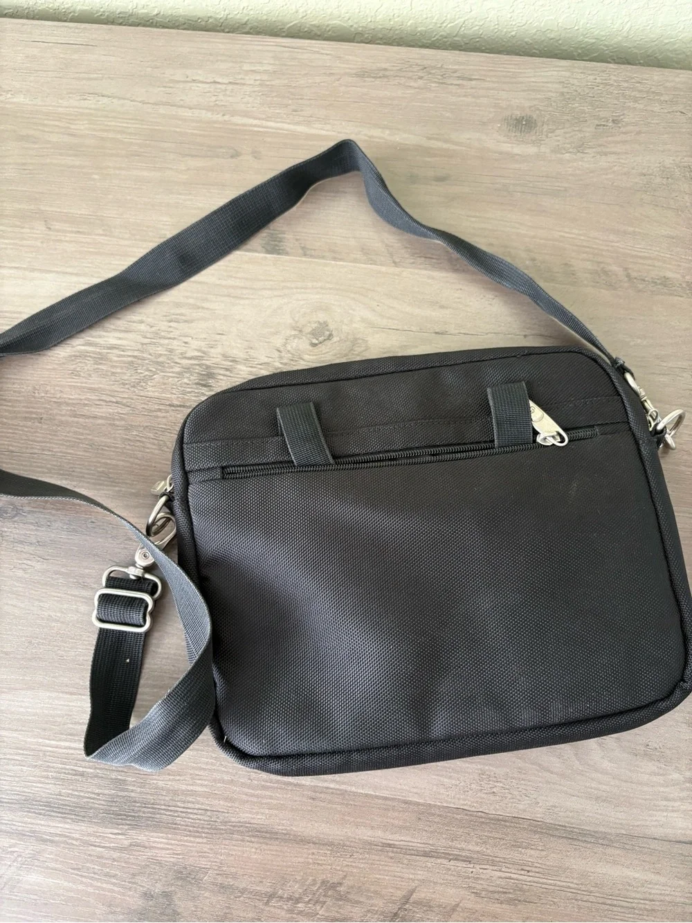 Samsonite Black Travel Shoulder Bag Crossbody Organizer NWOT